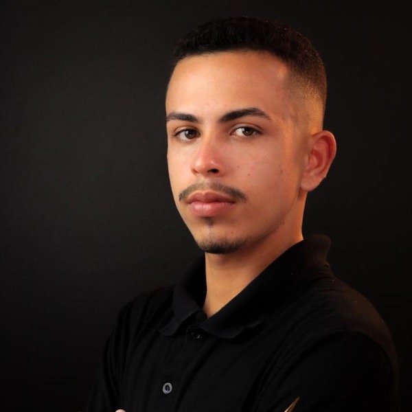 Victor Ramos, barbeiro